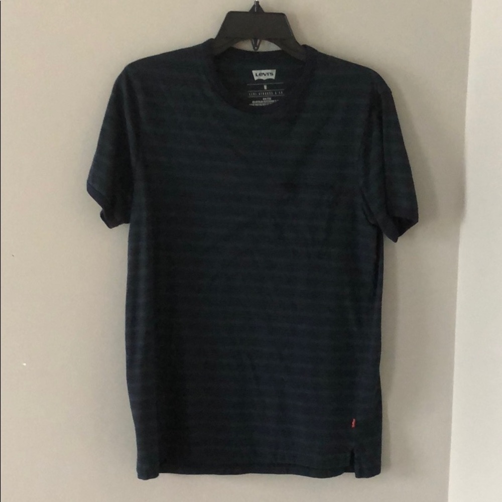 Levi t-shirt